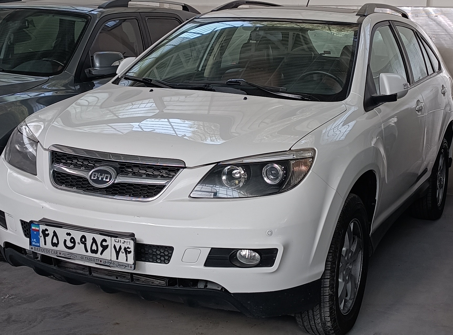 BYD S6